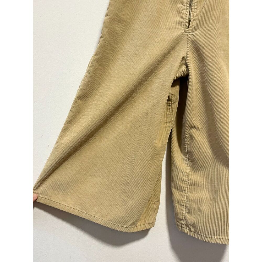 70s Vintage Levis Tan Corduroy Shorts Cropped Culotte Overalls Zip Front 9 XS - Picture 3 of 13